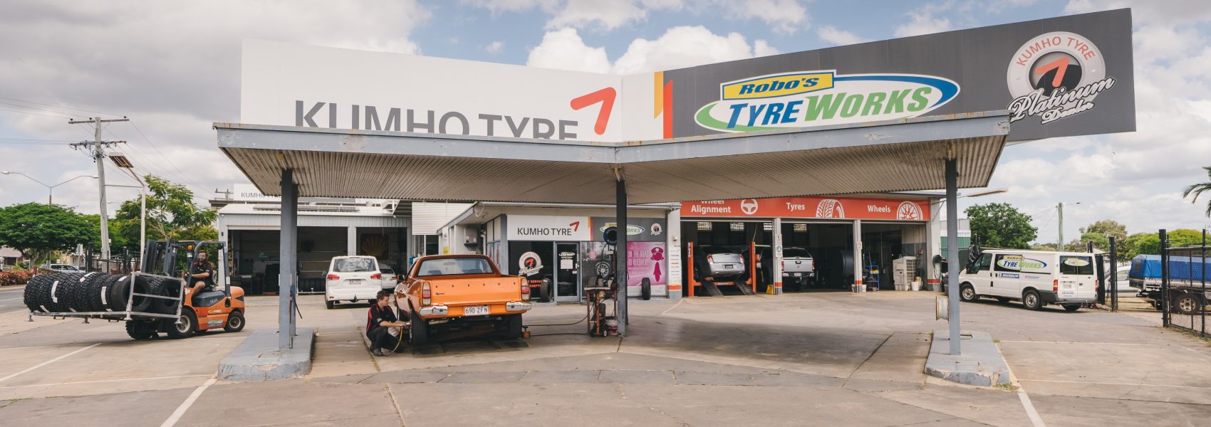 Robo’s Tyres